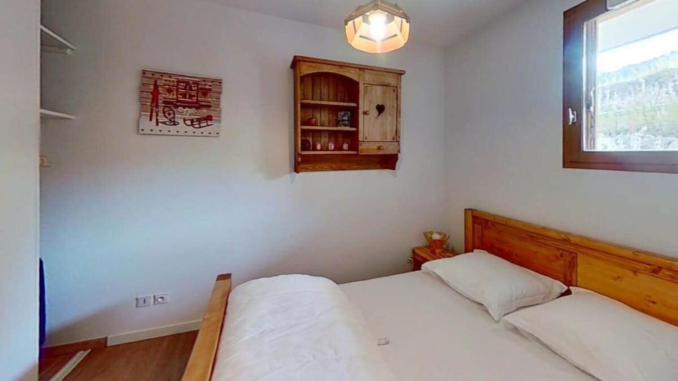 Casa-Amelie Terrace With View And Parking Διαμέρισμα Vars  Εξωτερικό φωτογραφία
