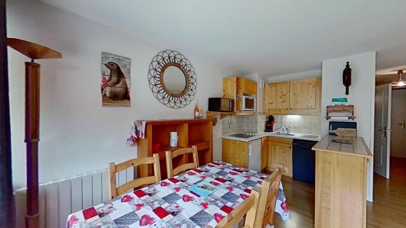 Casa-Amelie Terrace With View And Parking Διαμέρισμα Vars  Εξωτερικό φωτογραφία